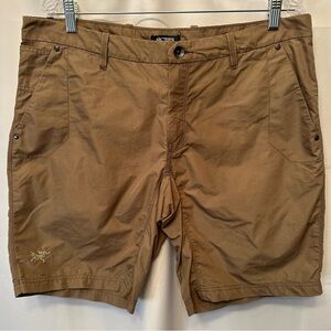 Arc'teryx Size 36 Men's Palisade Shorts Light Brown Trim Fit 10.5” Inseam
